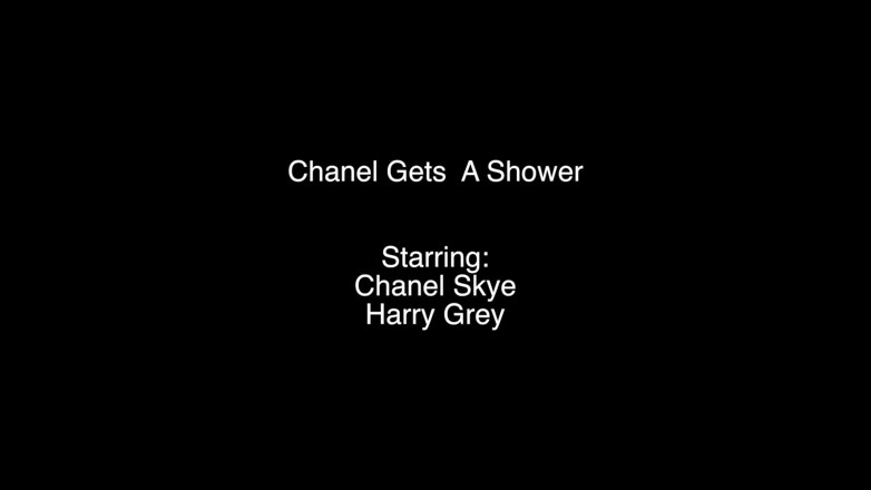 Azure Sky Films: Chanel Skye anal doggystyle blowjob goldene dusche auspeitschen, buttplug