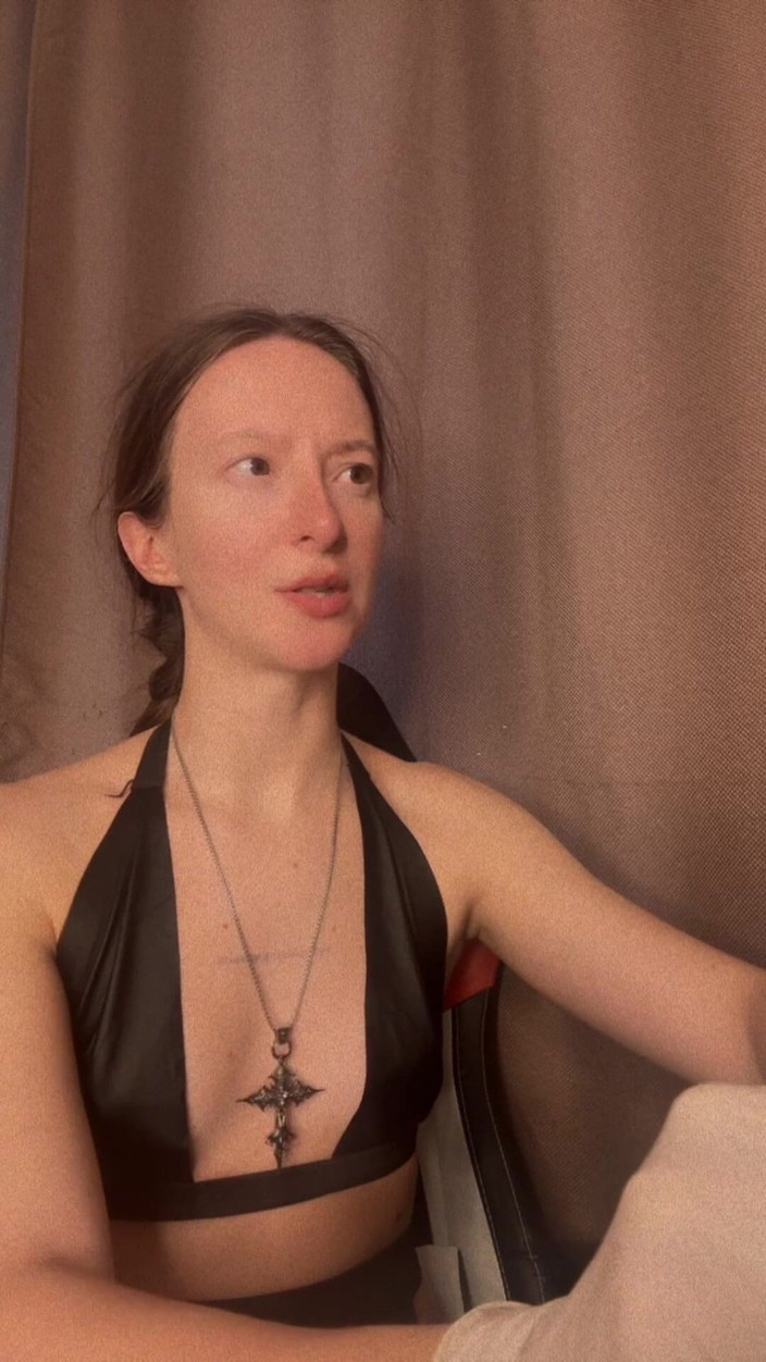 Skinny_lady69: Kontrola zadku