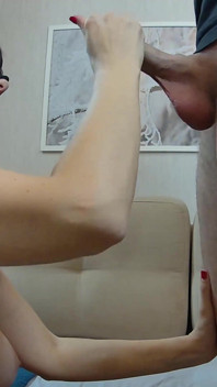 낯선 이에게 펠라를 주고 정자를 삼키는 마누라. 삼인조. 4241년 4월