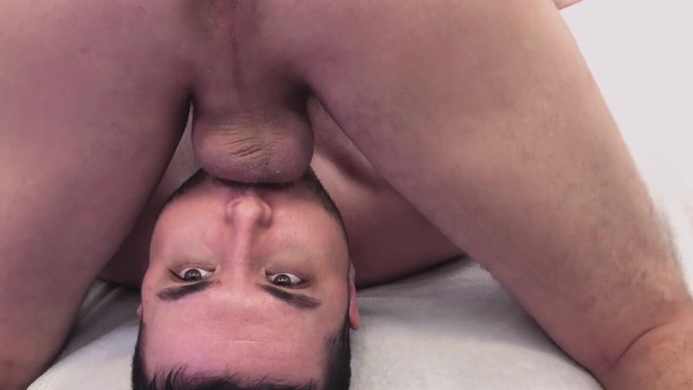 Camran Mac: Kongkek tekak dan pancutan mani di mulut