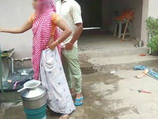 Your Soniya: Yoursoniya szwagier zerżnął szwagierkę podczas napełniania wody