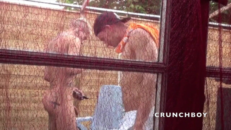 FRENCH AMATORS SEXTAPES: Michey se fait baiser par Jordan Fox dans un endroit...