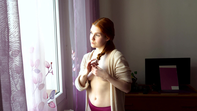 Peaches and Bananas: Naked redhead teen hair brushing at home