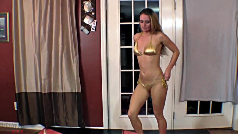 Defeated.xxx: Sumiko vs ster: vechten