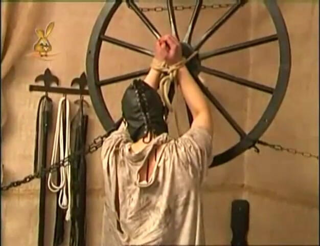 House of lords and mistresses in the spanking zone: Výstřik a výstřik na péro