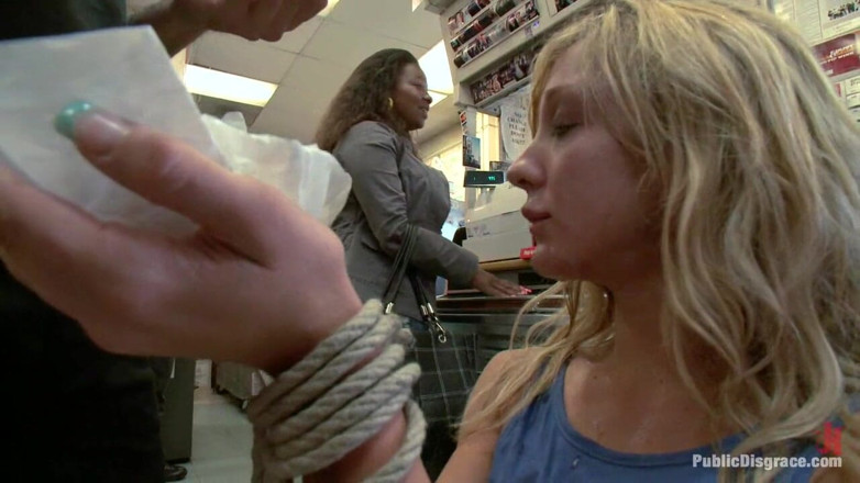 Public Disgrace by Kink: Dziwka analna