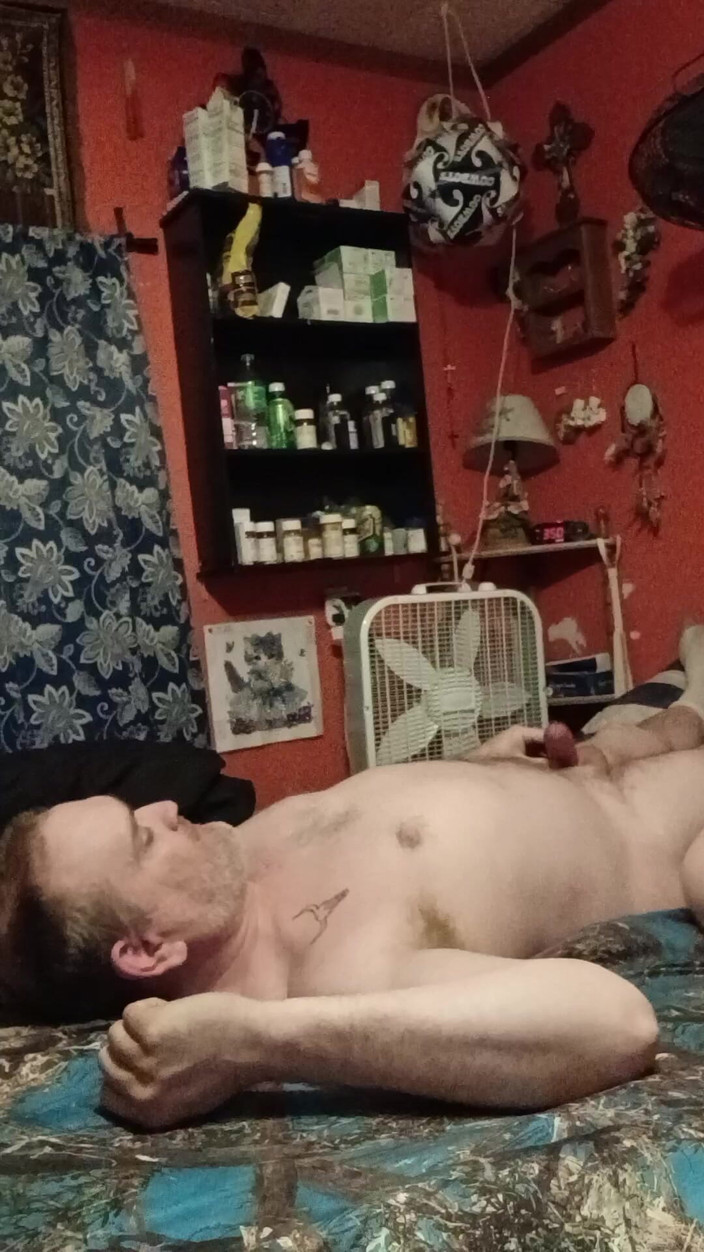 yaller62: 내 보지에 그의 공을 빨아