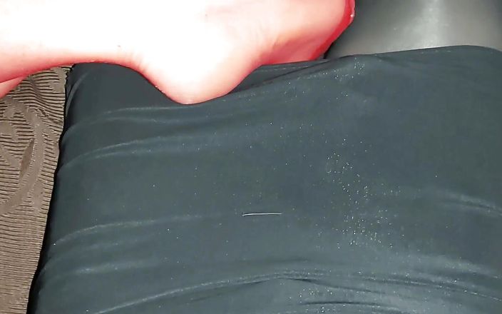 Juicy Joseph: Amantes de la lencería - medias rojas de día de lluvia...