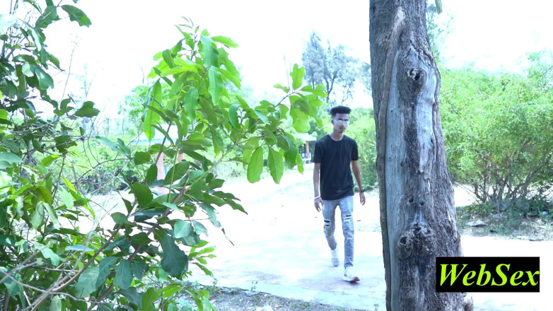 WebSex Premium: Modern Tarzan Boy Fucks Lost Bhabhi in Forest! Sudden Sex