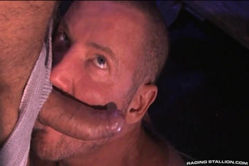 Raging Stallion: Rabia de Roid