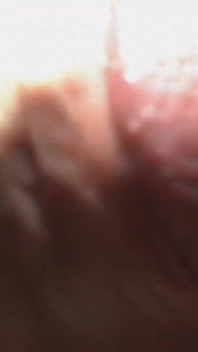 Brincando com sua buceta e enchendo-a de porra!