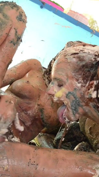 Messy Girls: Let Them Eat Cake [p1]