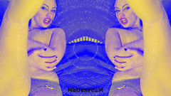 Goddess Misha Goldy: 嗅我的秘密药水并键入你的信息！