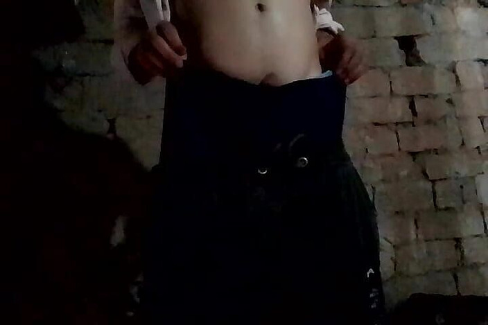 Gangbang straight: Lisa Agent Dark Room Source