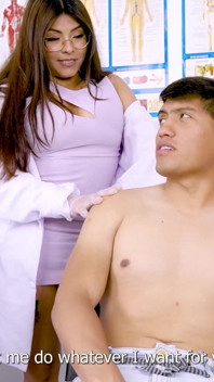 Un Grand Docteur Sexy Baise Durement Son Patient À L’hôpital