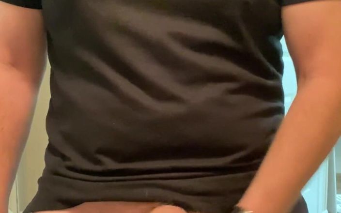 RealBigDill: Kontol besar - kencing, dan memperlakukanmu seperti pelacur