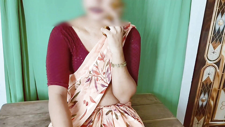 Fuckkkker: Indický pár sex hindské audio mluvení