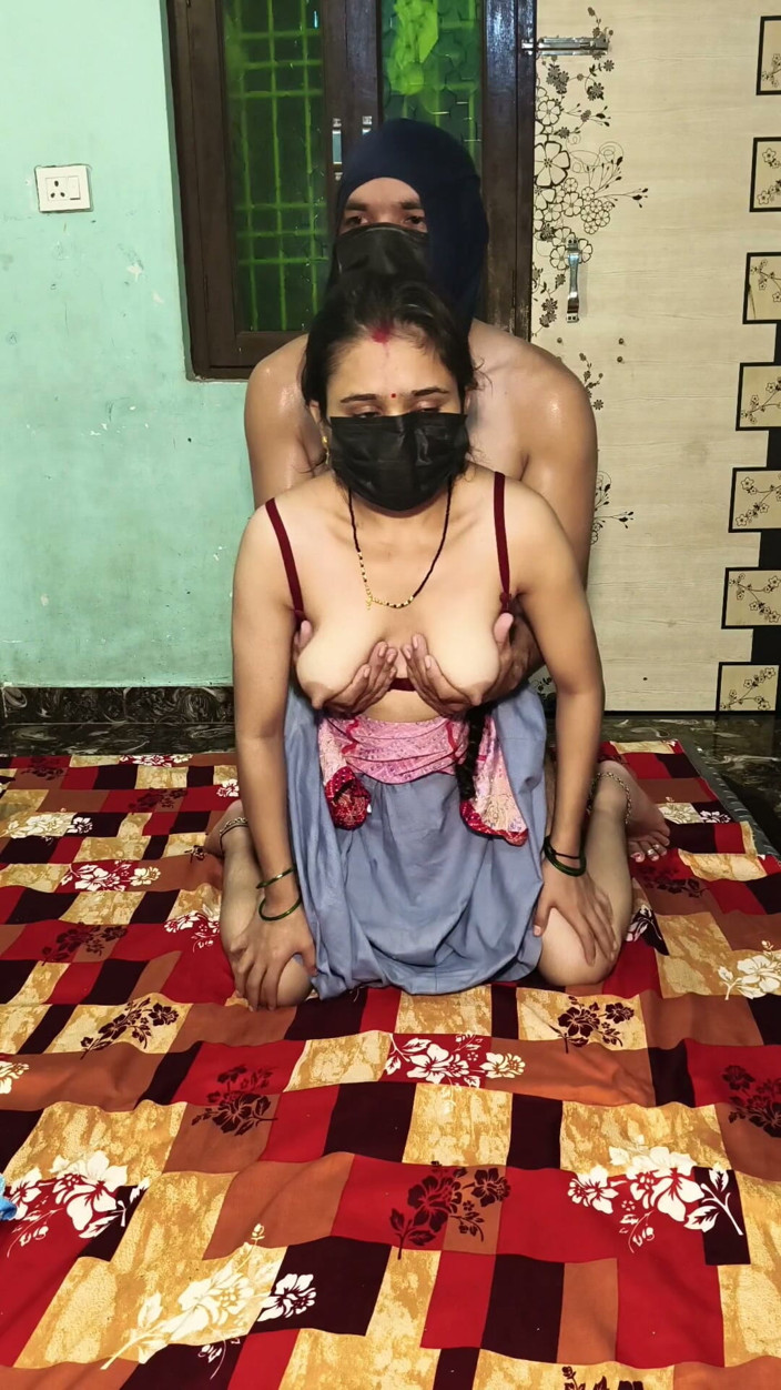 yongboy1: 18 Year Old Indian Girl doggy style orgasam hard fucking...