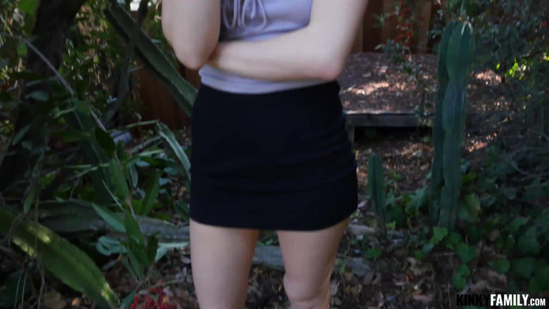 Kinky Family: クソタイトなプッシーステップシス