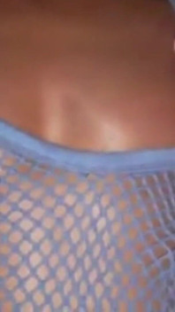 YoungenglishBBW suce des tétons de grosse bite noire Nata4sex