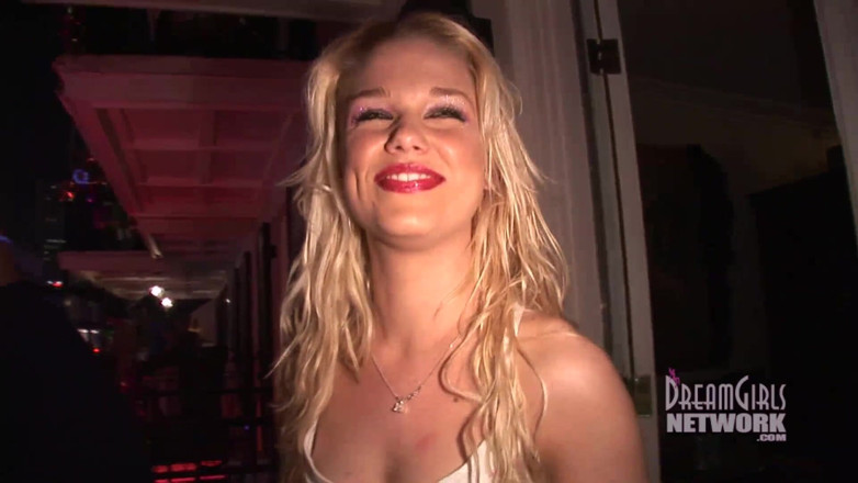 Dream Girls: Mardi Gras hotelfeest