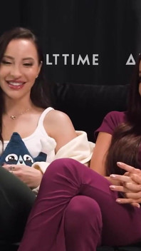女同搭讪后的色情明星播客！ |Vanna Bardot和Melissa Stratton |Adult Time播客