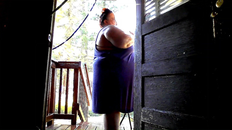 Mistress_T_FD_GD: Mandi di selang air. Bagian 3