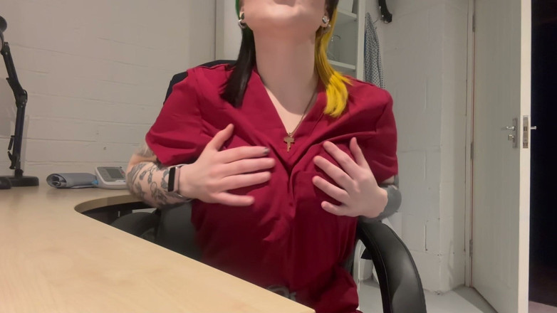 Bigtiddygoth: Miss Ruby's Last Locktober Task - Jeden tydzień w lewo, garb...
