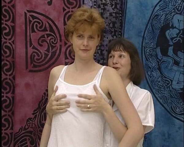 YOUR FIRST PORN: Anne &amp; janine - reife muttis kommen laut - anne &amp;janine - ibu-ibu lagi asik...