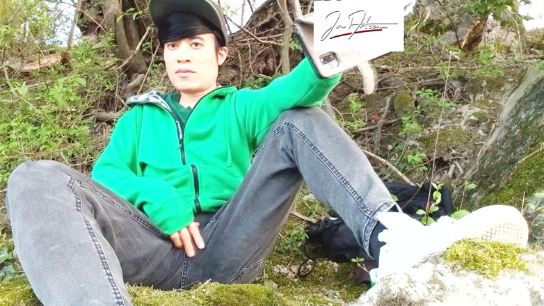 Jon Arteen: Risky Masturbation Outdoors a Man's Voice Caught This Cute Gay...