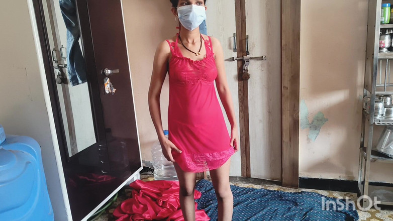 Desishycouple: Shivani niajinin bikini untuk pertama kalinya
