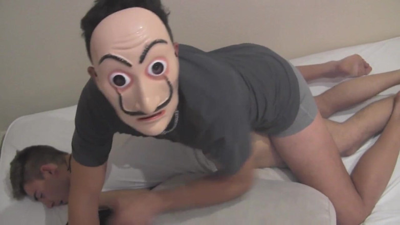 Amadeus studio: Big hard fuck bareback to teen in disguise !!