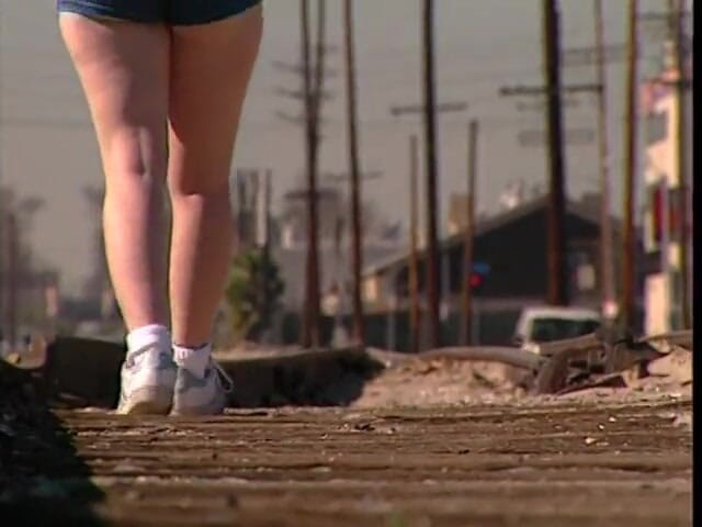 Teen Seduction: Чудова тінка з пірсингом кицьки отримує трах належним чином