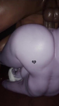 Madruga3d schlampe mit dickem hintern sehnt sich nach massiven schwarzen schwänzen wird intensiv im hardcore, schmutzigen sex mit enger muschi gespreizt