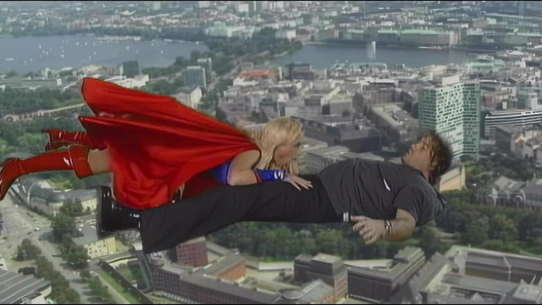 MMV BEST MOVIES AND CLIPS: Berambut perang panas secara intensif menjaga perkhidmatan pelanggan