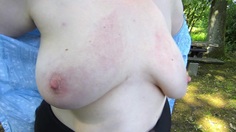 Bouncy Tits Action: 阴道插入世界纪录训练 1 - 第3部分