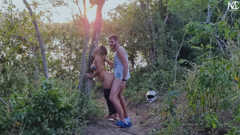 MarieChell: J'ai emmené la femme enceinte dans les bois