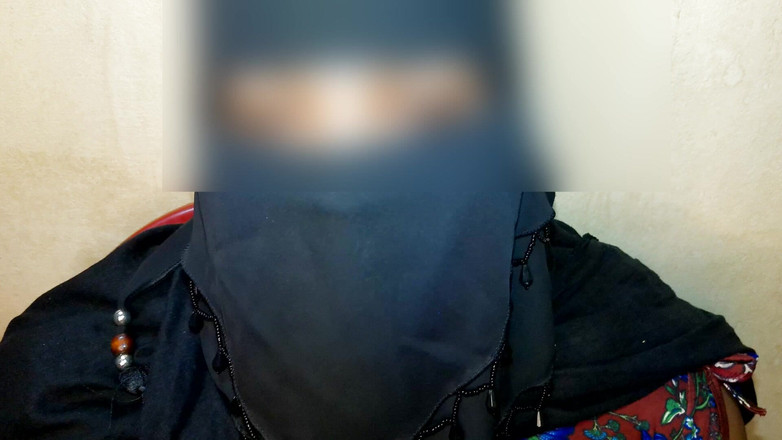 Ruhulbd: Burqa oblečená dívka ze Saúdské Arábie přijde do domu šukat za...