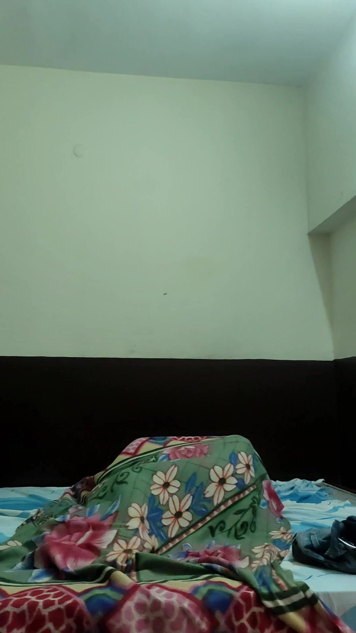 Hindiaudioadda1: Lovers Secretly Enjoying in Bedroom