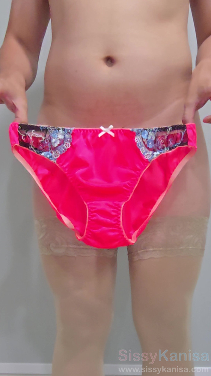 SissyKanisa: Cabina de probă a lui Sissy Kanisa: Încercați chiloți noi, stil...