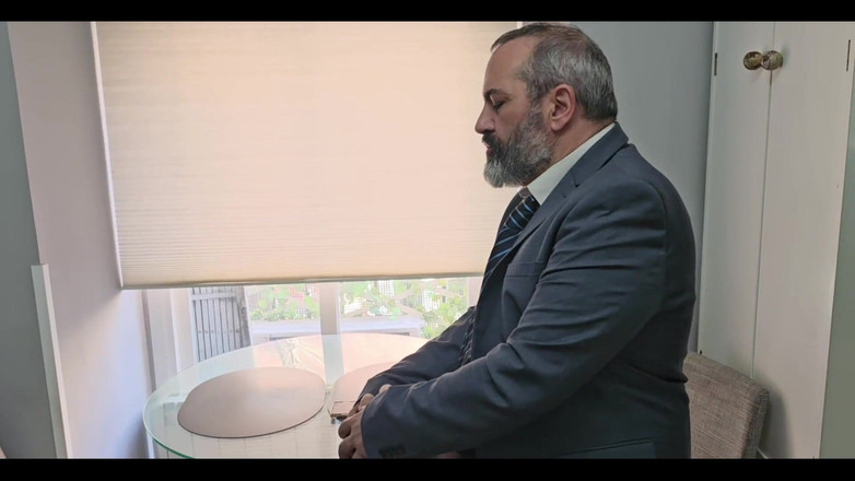 Bob Steel: 第1部分与套房