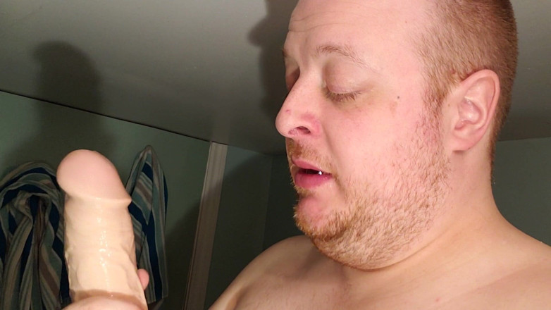 Charlieboy69: Глубокая глотка 11-дюймовый королевский член, трах с дилдо в рот