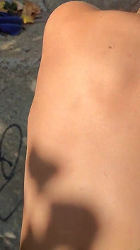 Seks Oral Luar Ruangan Dan Anal Fuck Di Pantai