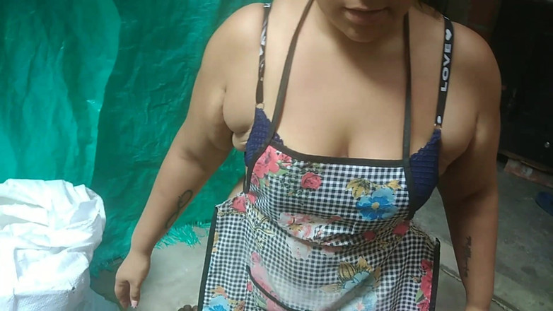 Adribella69: Ich ficke die freundin meines nachbarn, die sehr heiß ist...