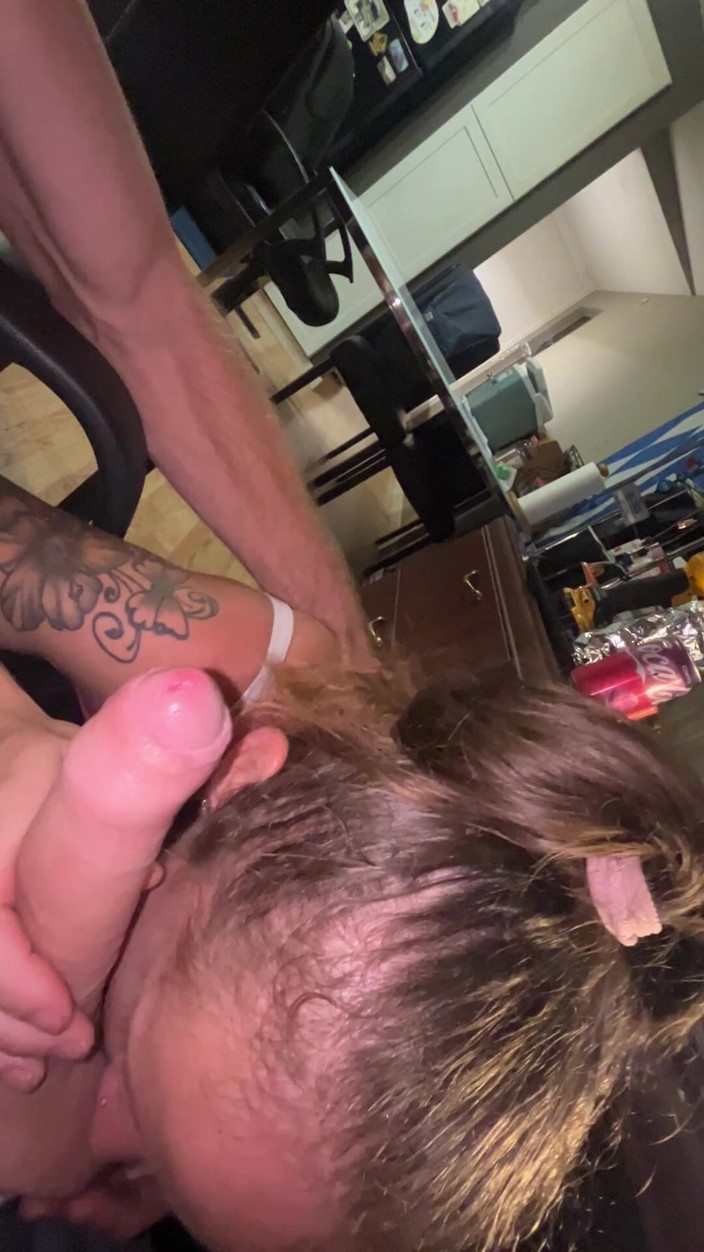 Fuzzynuttz & Pussy galore: Rich Man Slob Job
