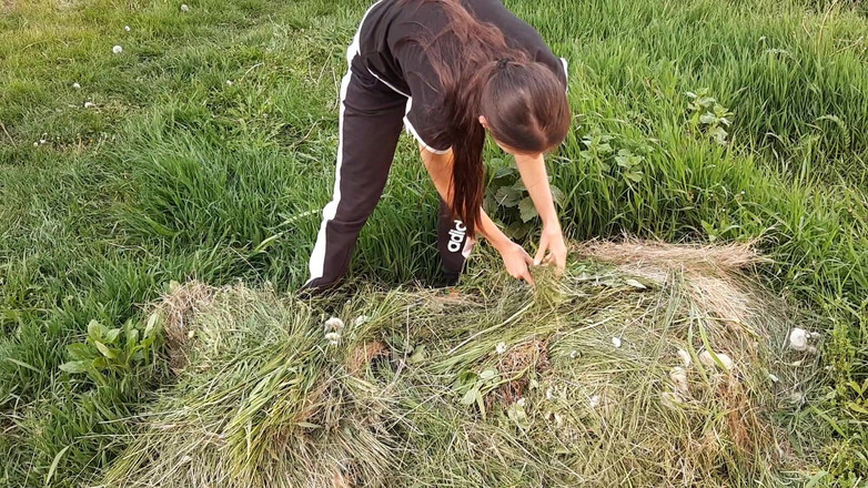 Lesbian-illusion: 私は村で隣人のオマンコをシコシコし、彼女は私のためにそれを舐めました - レズビアン錯覚