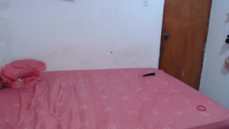 Jsexycouple17: BDSM – saya menggoda setiausaha saya, saya membuatkannya menelan susu saya...