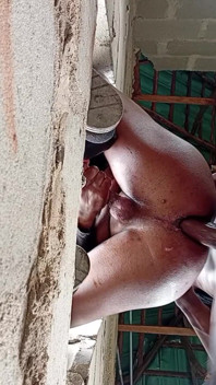 Big Dick Fucks a Wet Hole