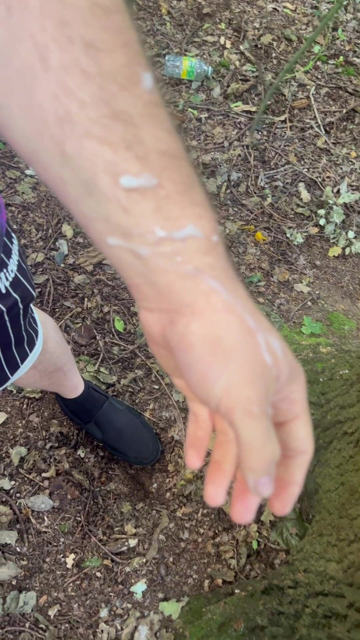 Kadu: クルージングで私のペニスを求める若い男の子