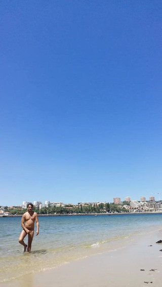 Boy top Amador: Saya suka pantai Nudismo